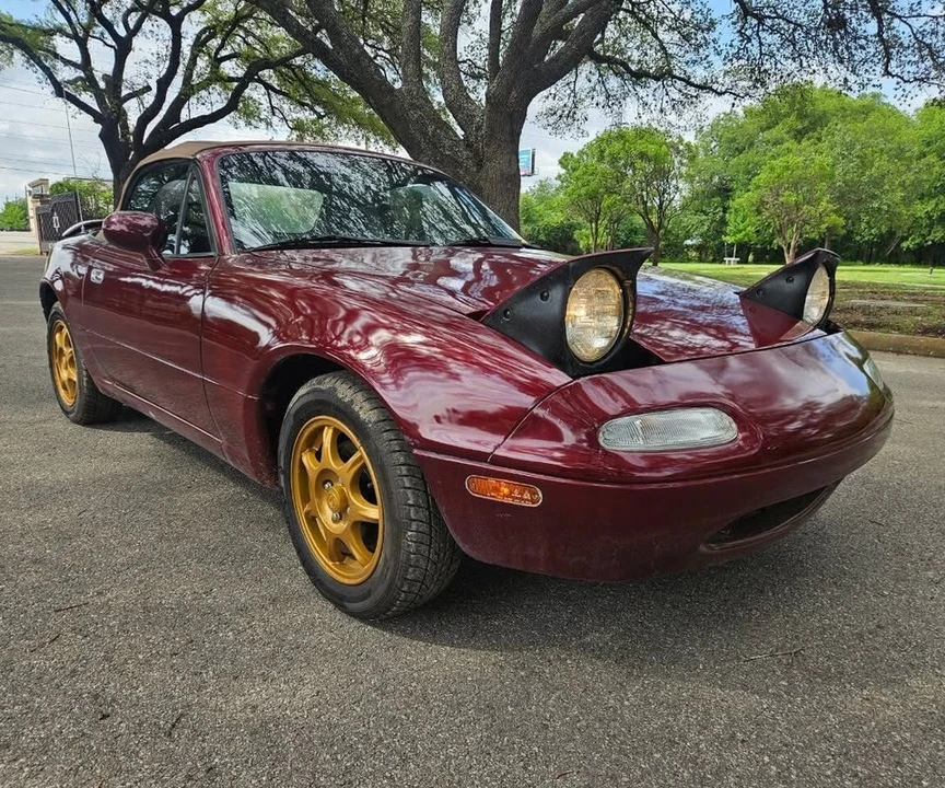 1994 Mazda NA MX-5 Miata - Image 15 of 17