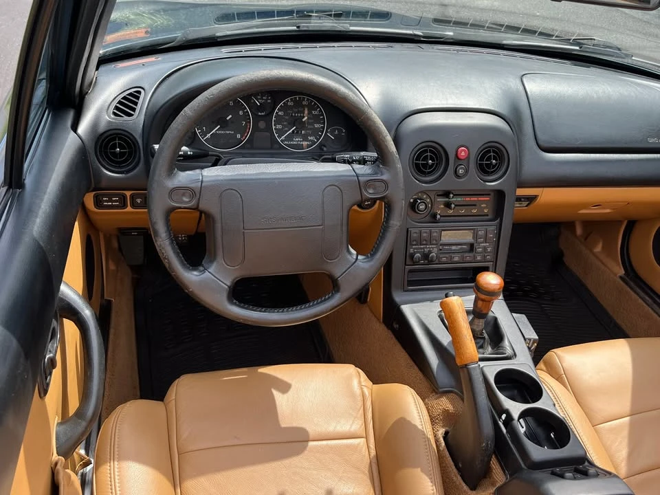 1994 Mazda NA MX-5 Miata - Image 10 of 12