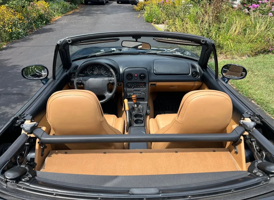 1994 Mazda NA MX-5 Miata - Image 12 of 12