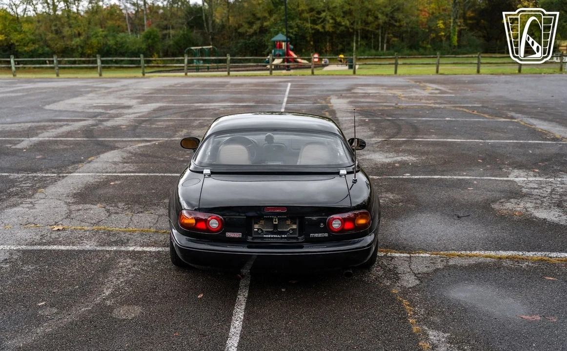 1994 Mazda NA MX-5 Miata - Image 21 of 31
