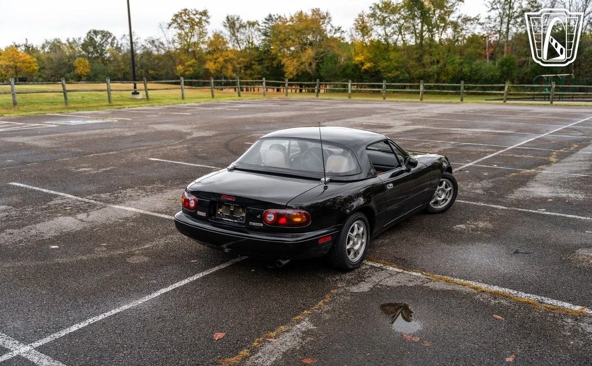 1994 Mazda NA MX-5 Miata - Image 23 of 31