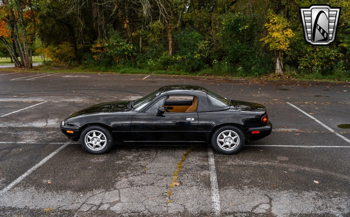 1994 Mazda NA MX-5 Miata - Image 8 of 12