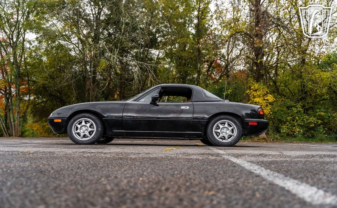 1994 Mazda NA MX-5 Miata - Image 17 of 31