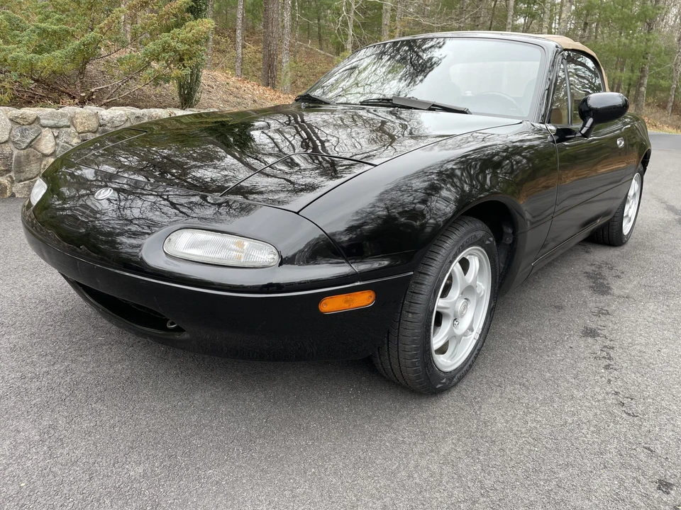 1994 Mazda NA MX-5 Miata - Image 4 of 31