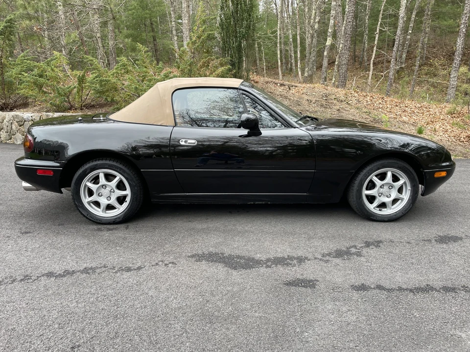1994 Mazda NA MX-5 Miata - Image 12 of 31