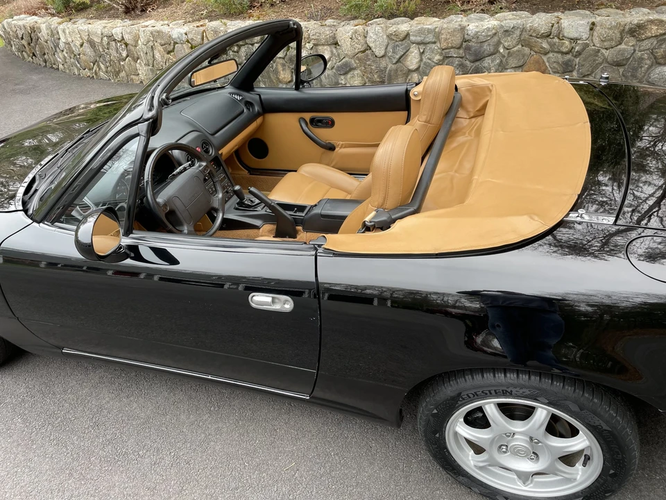 1994 Mazda NA MX-5 Miata - Image 18 of 31