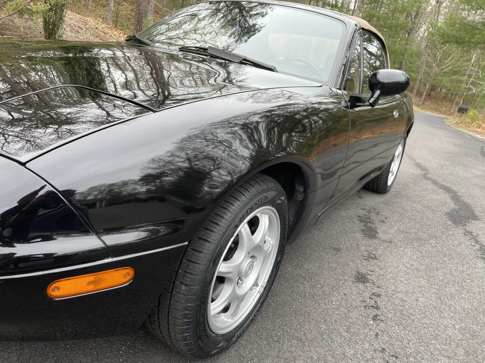 1994 Mazda NA MX-5 Miata - Image 24 of 31