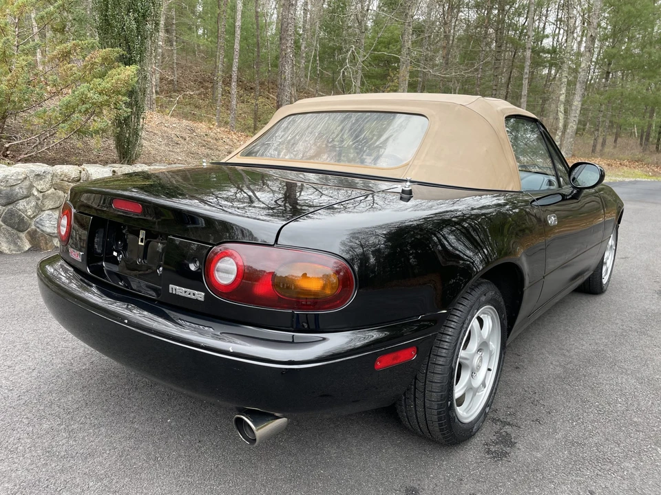 1994 Mazda NA MX-5 Miata - Image 11 of 31