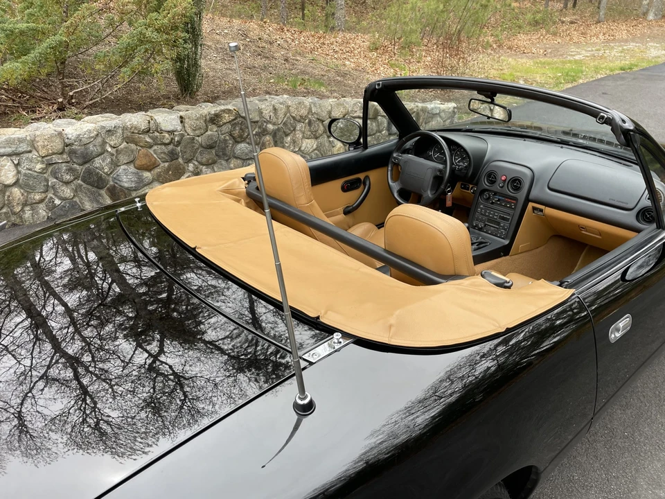 1994 Mazda NA MX-5 Miata - Image 19 of 31