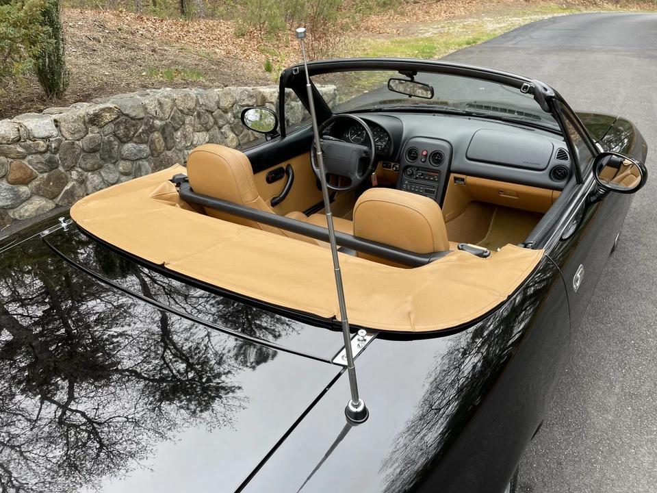 1994 Mazda NA MX-5 Miata - Image 20 of 31
