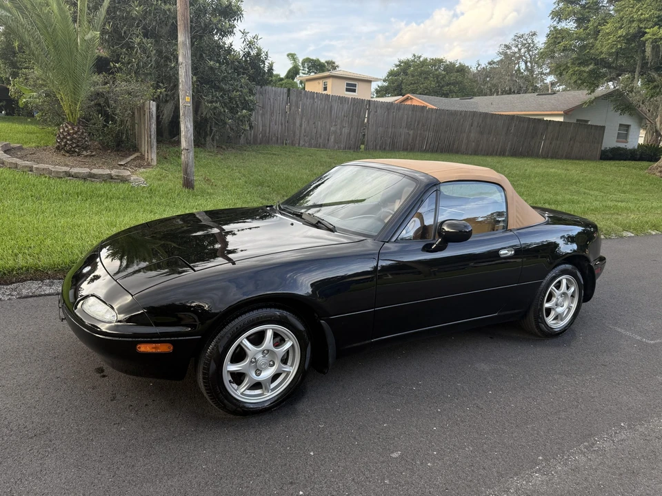 1994 Mazda NA MX-5 Miata - Image 5 of 31