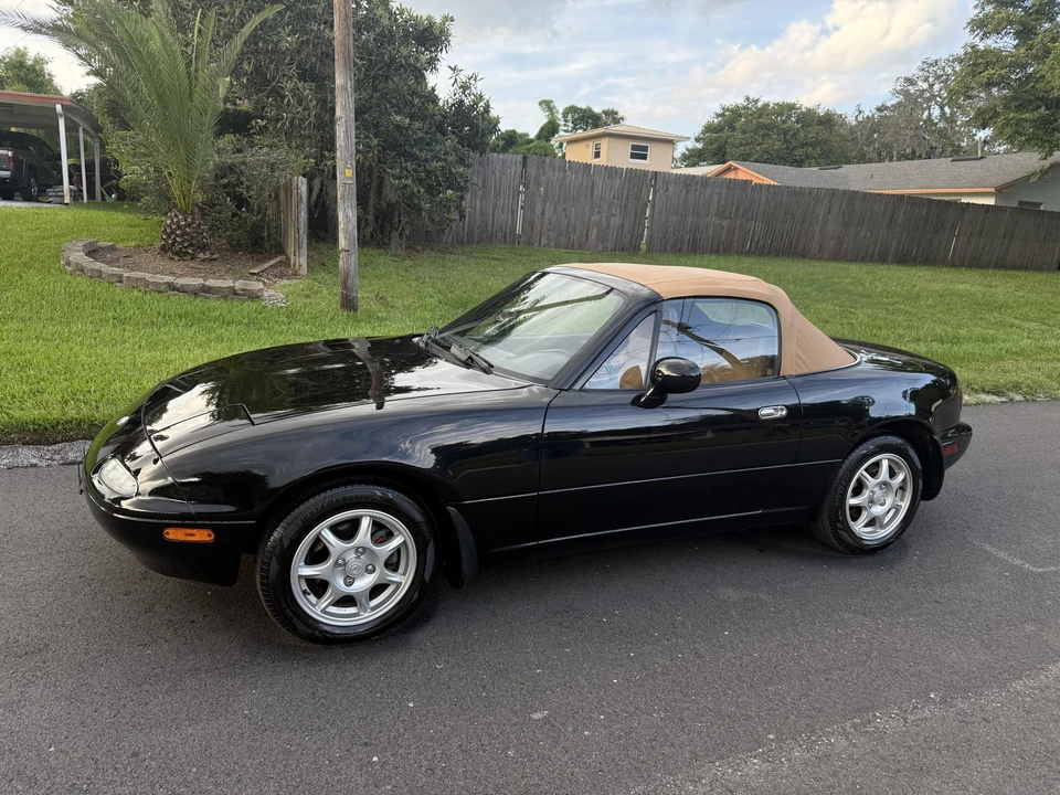 1994 Mazda NA MX-5 Miata - Image 6 of 31
