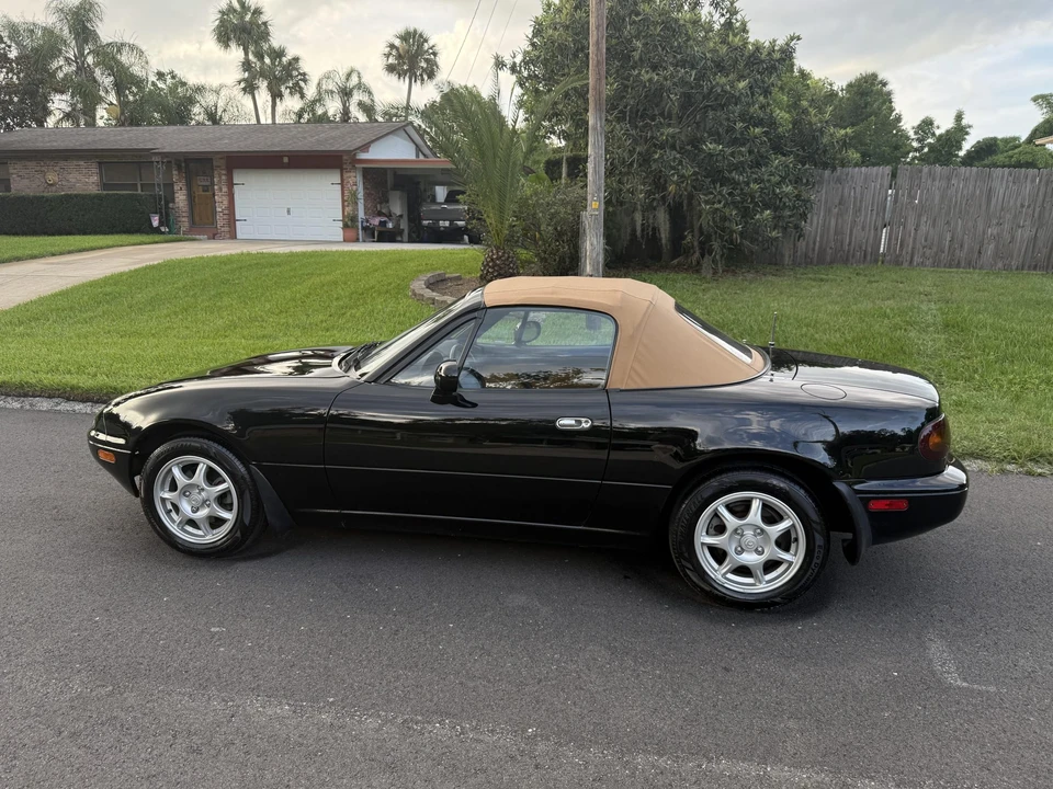 1994 Mazda NA MX-5 Miata - Image 11 of 31