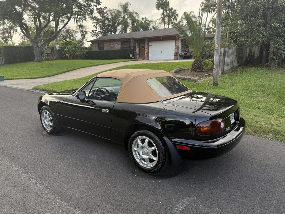 1994 Mazda NA MX-5 Miata - Image 15 of 31