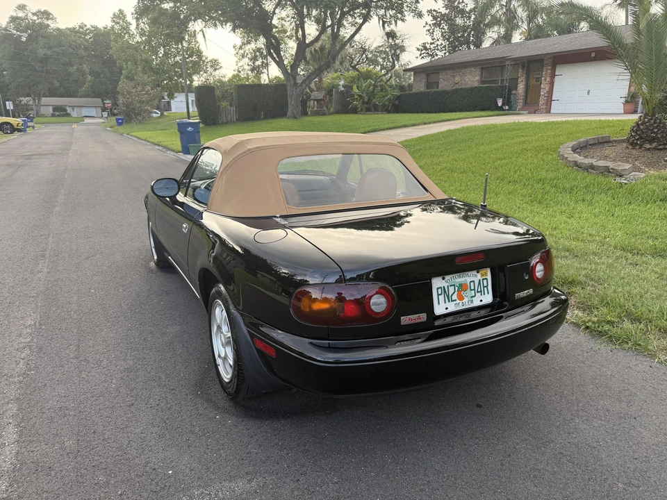 1994 Mazda NA MX-5 Miata - Image 21 of 31