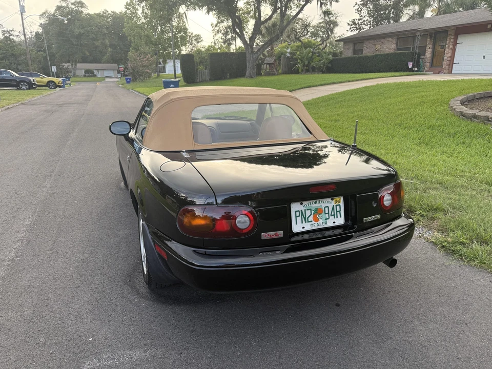 1994 Mazda NA MX-5 Miata - Image 20 of 31