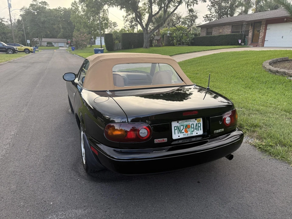1994 Mazda NA MX-5 Miata - Image 19 of 31