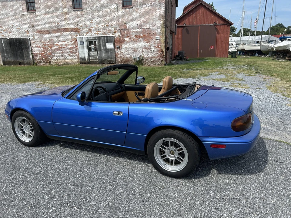 1994 Mazda NA MX-5 Miata - Image 30 of 31