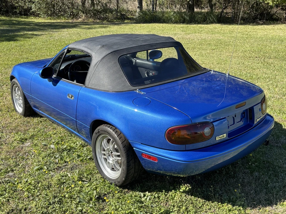 1994 Mazda NA MX-5 Miata - Image 4 of 31