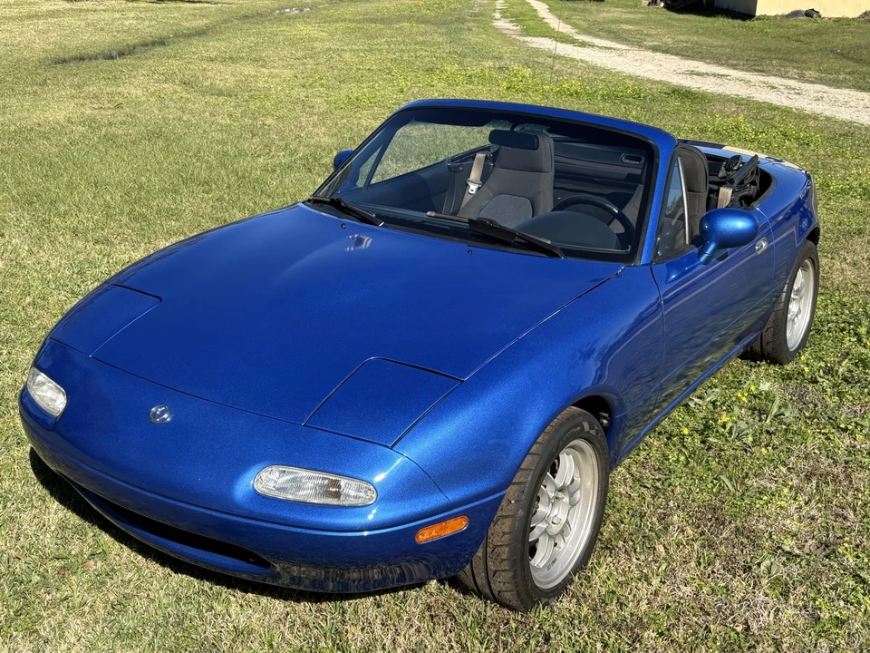 1994 Mazda NA MX-5 Miata - Image 11 of 31