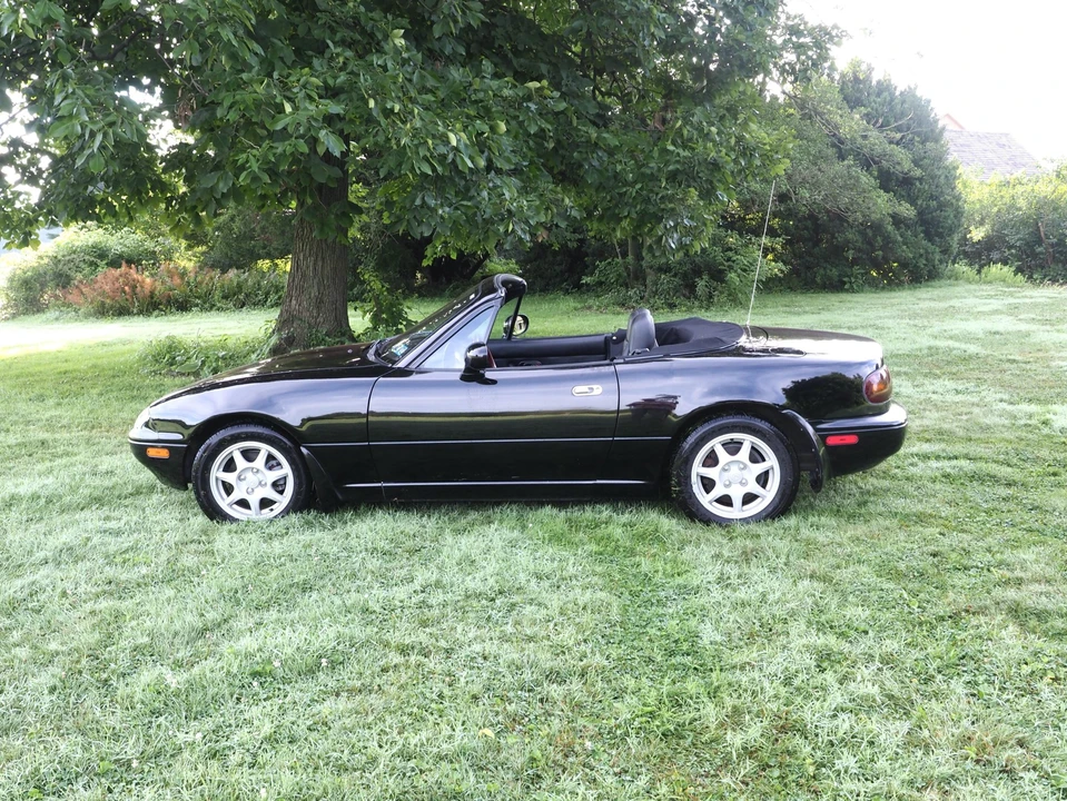 1994 Mazda NA MX-5 Miata - Image 10 of 31