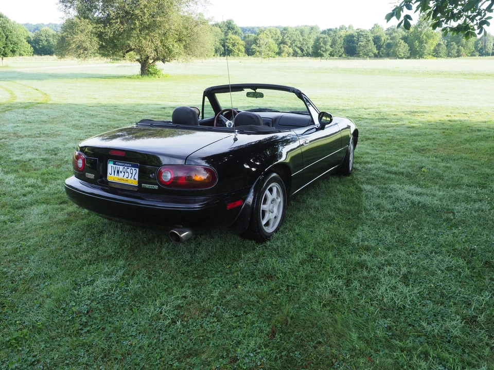 1994 Mazda NA MX-5 Miata - Image 6 of 31