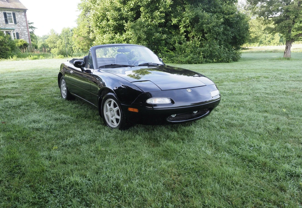 1994 Mazda NA MX-5 Miata - Image 2 of 31