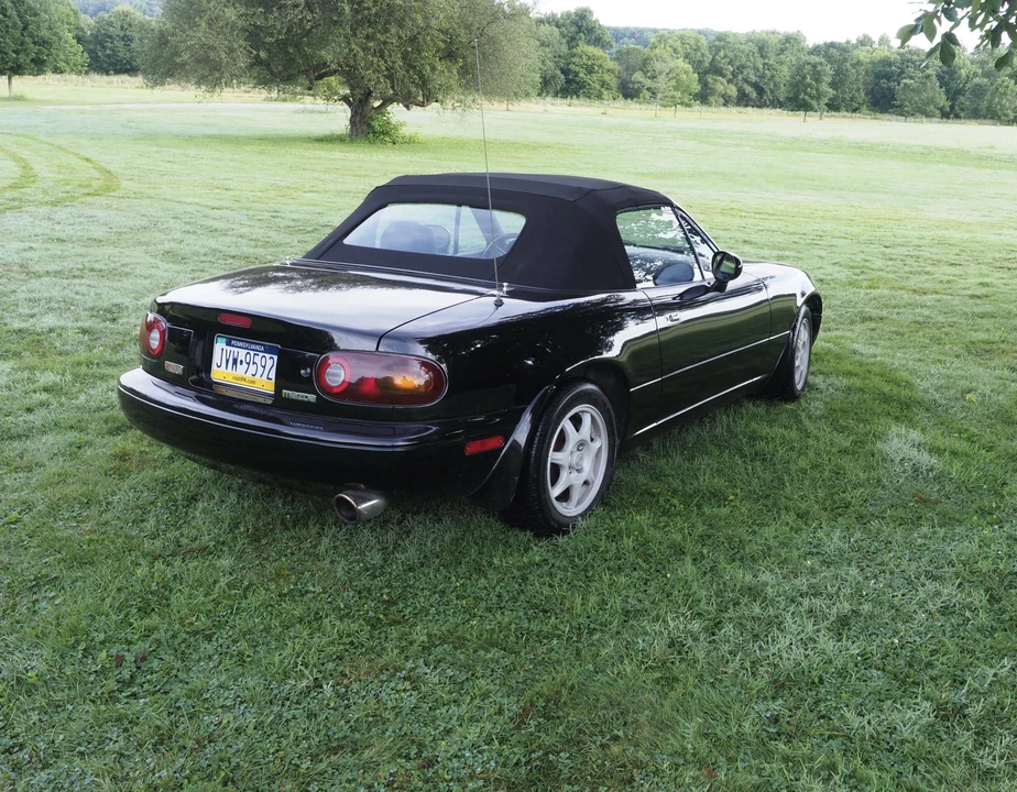 1994 Mazda NA MX-5 Miata - Image 14 of 31