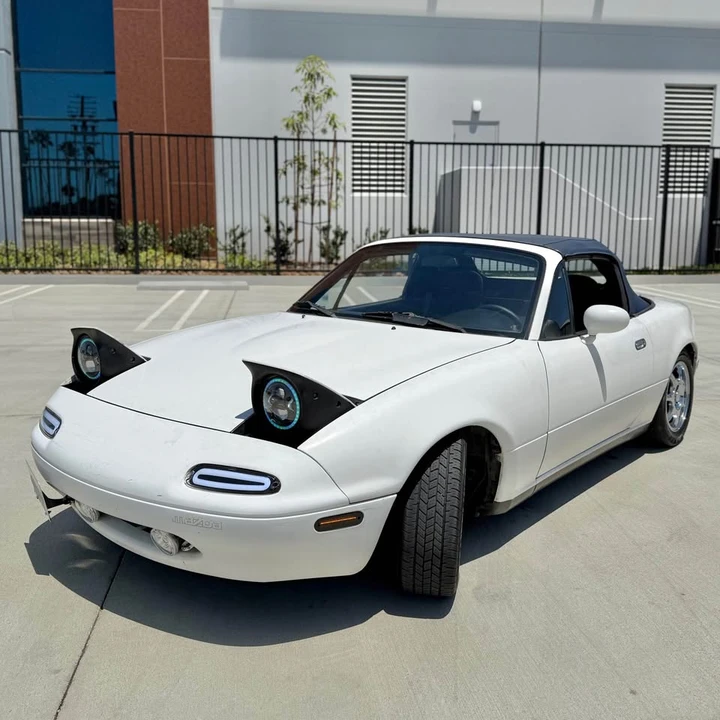 1994 Mazda NA MX-5 Miata - Image 8 of 16