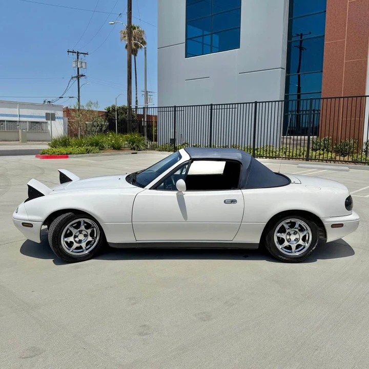 1994 Mazda NA MX-5 Miata - Image 7 of 16