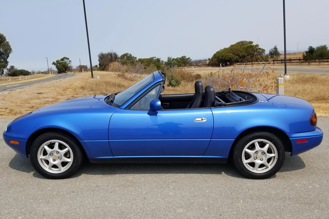1994 Mazda NA MX-5 Miata - Image 3 of 31