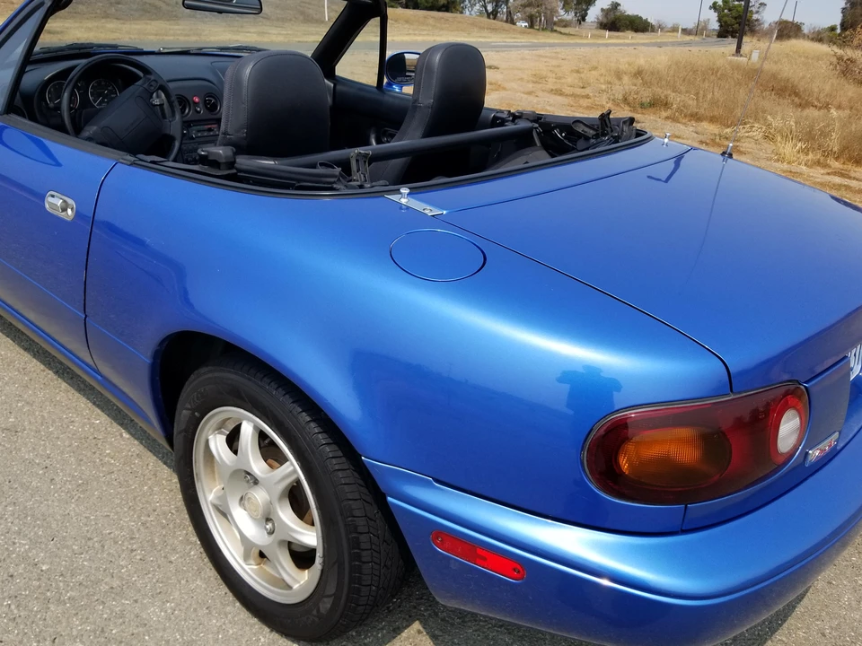 1994 Mazda NA MX-5 Miata - Image 22 of 31