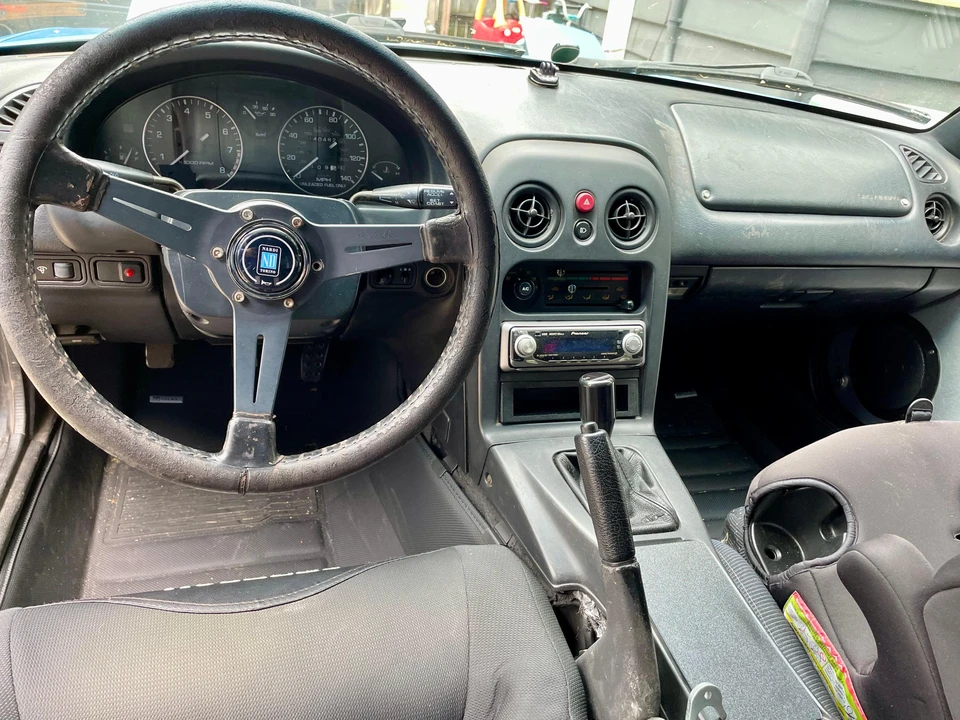 1994 Mazda NA MX-5 Miata - Image 29 of 30