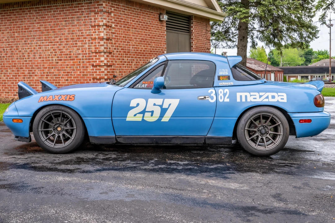 1994 Mazda NA MX-5 Miata - Image 10 of 30