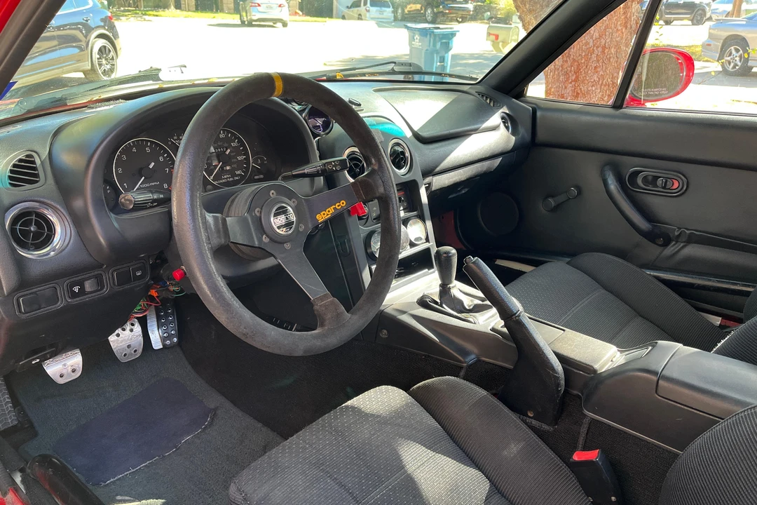 1994 Mazda NA MX-5 Miata - Image 16 of 22