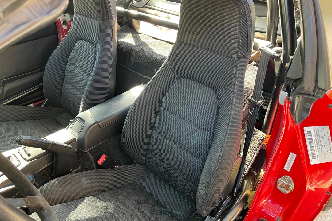 1994 Mazda NA MX-5 Miata - Image 17 of 22