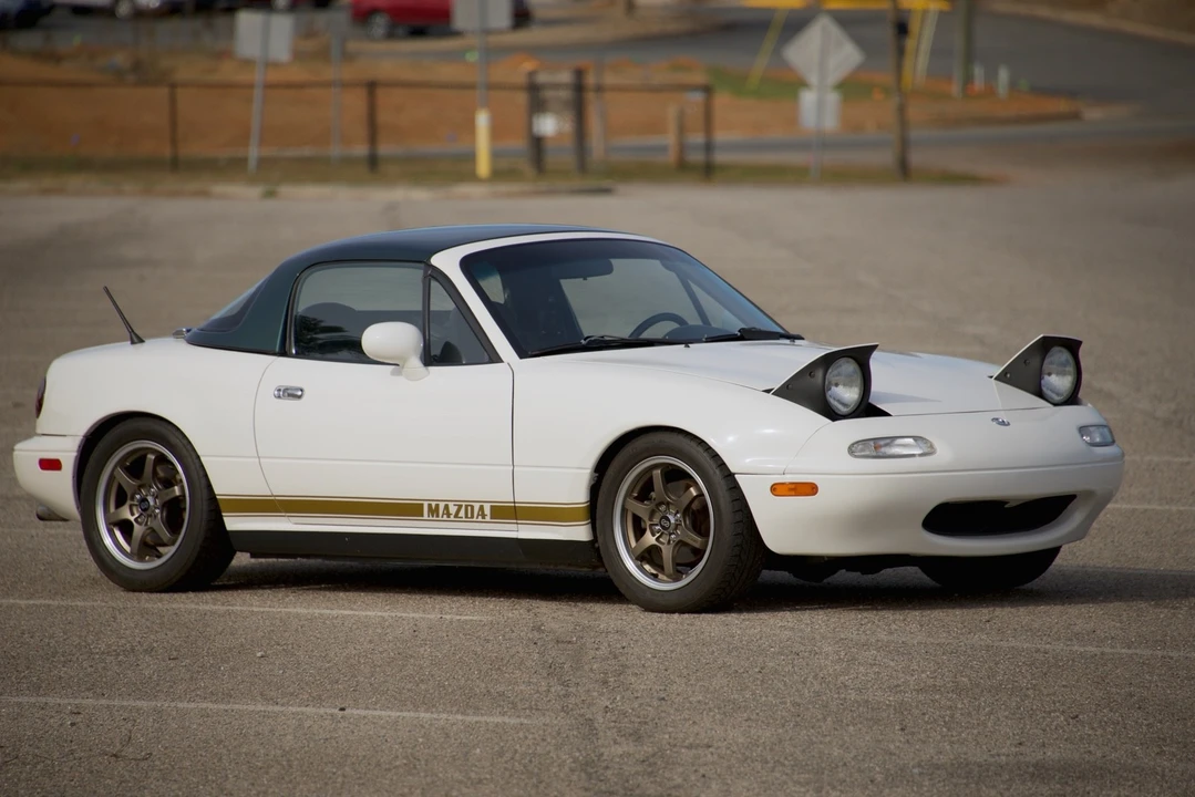 1994 Mazda NA MX-5 Miata - Image 8 of 21