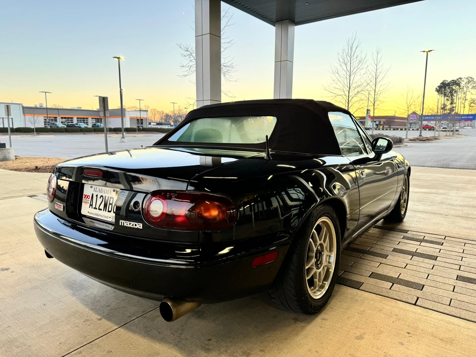 1994 Mazda NA MX-5 Miata - Image 18 of 31