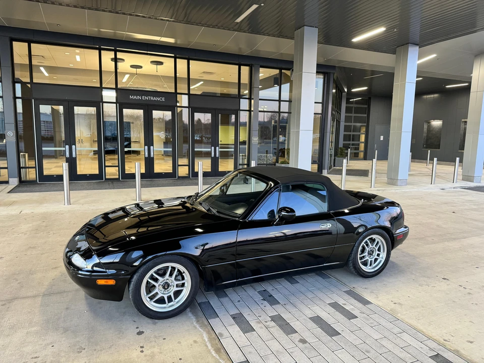 1994 Mazda NA MX-5 Miata - Image 11 of 31