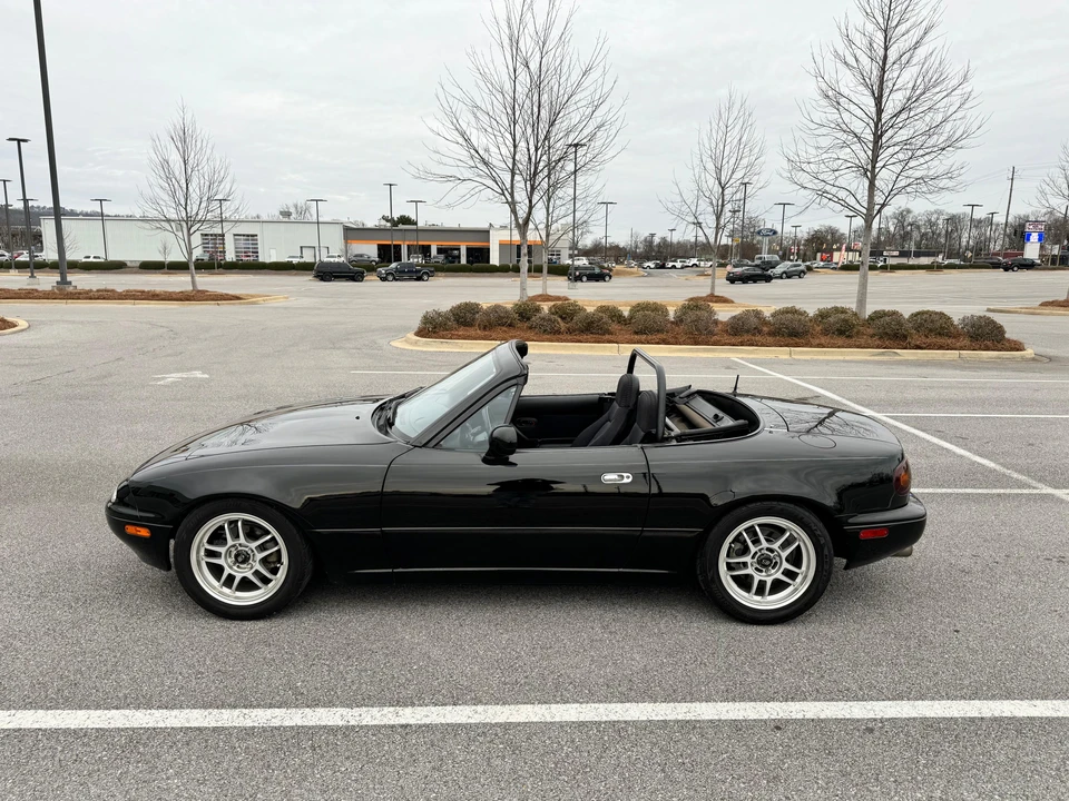 1994 Mazda NA MX-5 Miata - Image 14 of 31
