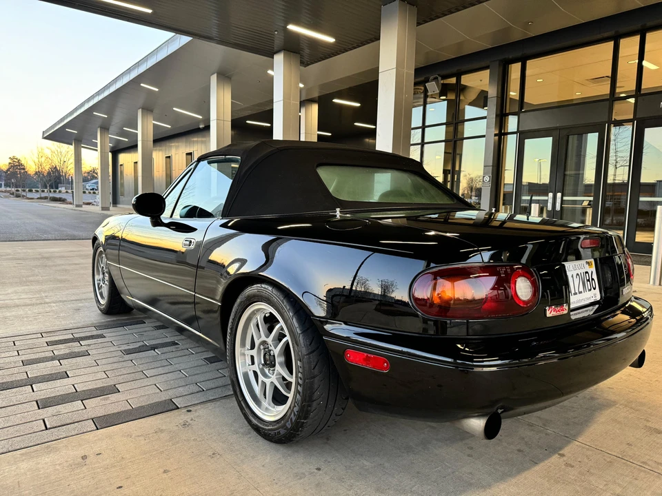 1994 Mazda NA MX-5 Miata - Image 17 of 31