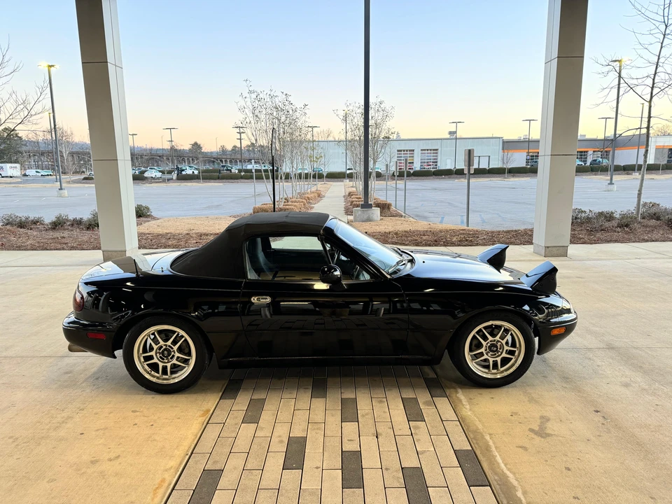 1994 Mazda NA MX-5 Miata - Image 21 of 31