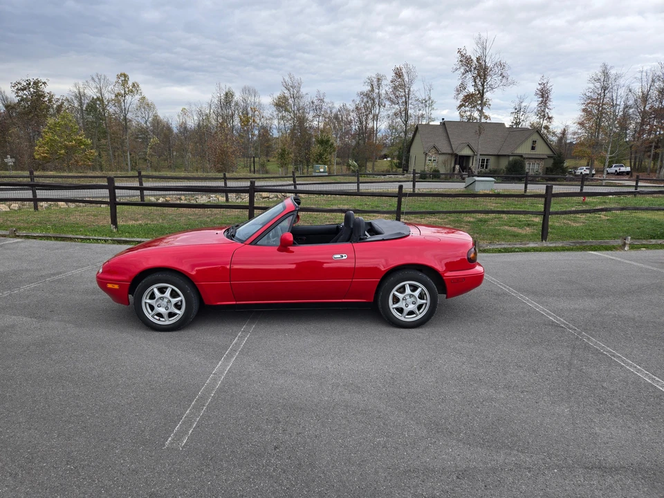 1994 Mazda NA MX-5 Miata - Image 6 of 31