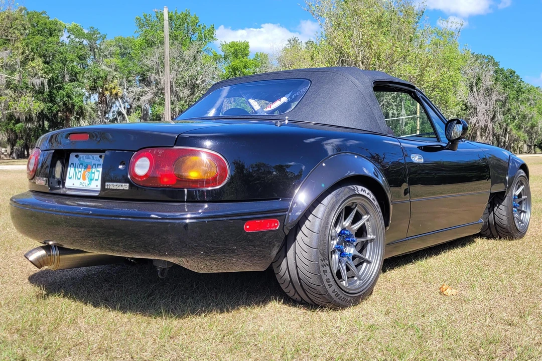 1994 Mazda NA MX-5 Miata - Image 5 of 31