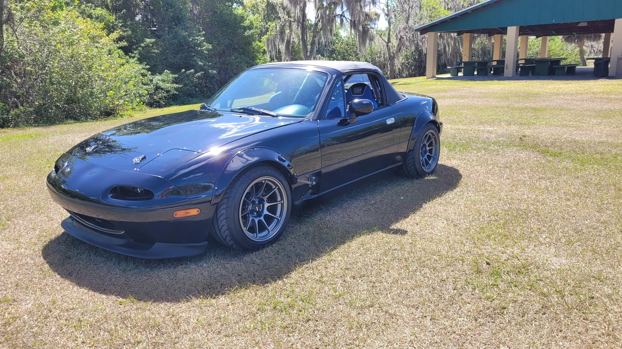 1994 Mazda NA MX-5 Miata - Image 9 of 31