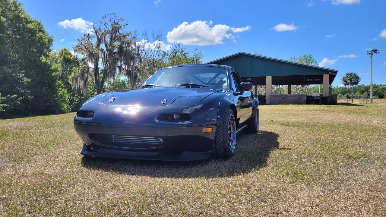 1994 Mazda NA MX-5 Miata - Image 7 of 31