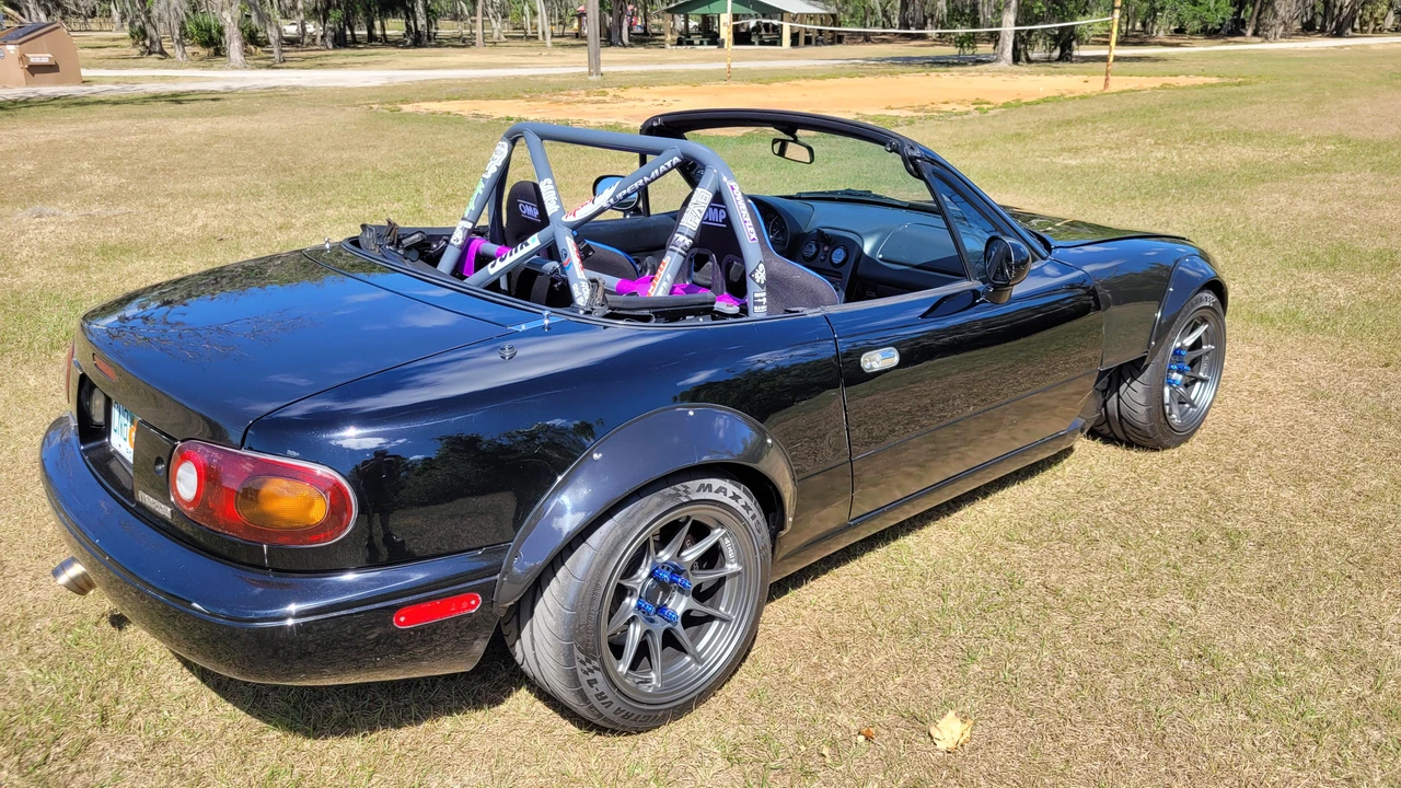 1994 Mazda NA MX-5 Miata - Image 26 of 31