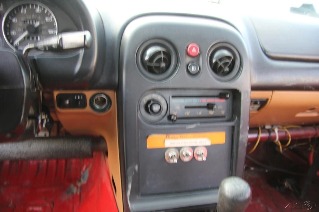1994 Mazda NA MX-5 Miata - Image 17 of 21