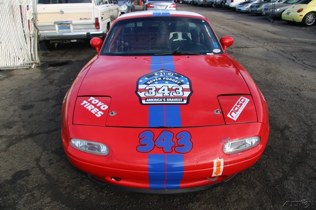 1994 Mazda NA MX-5 Miata - Image 10 of 21