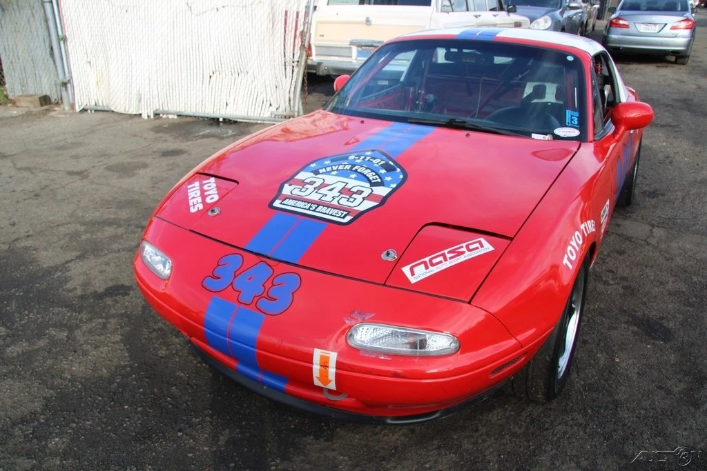 1994 Mazda NA MX-5 Miata - Image 9 of 21